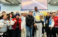 KOK体育官方网站-周琦新帮手！2米13中锋签约北京，上海外援不敢嚣张，杜锋心凉了